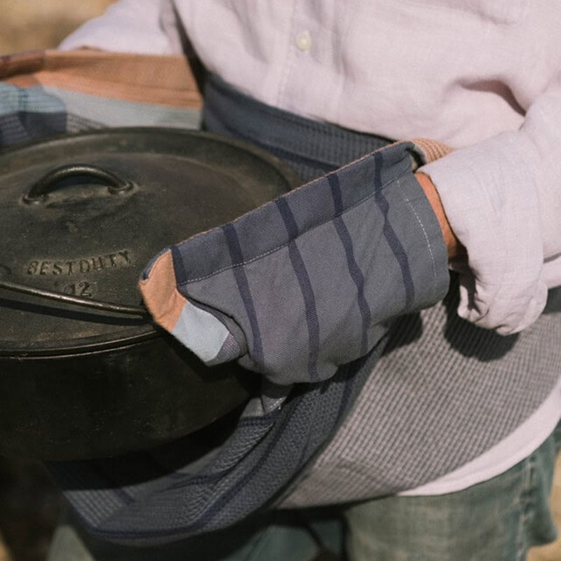 Mungo The Grill Apron ~ Oyster | New Zealand Delivery | Sabato Auckland