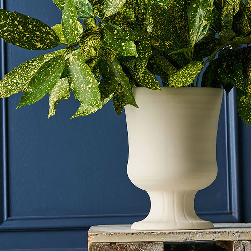 Robert Gordon 'Trophy Life' Vase ~ Devon | New Zealand Delivery | Sabato Auckland