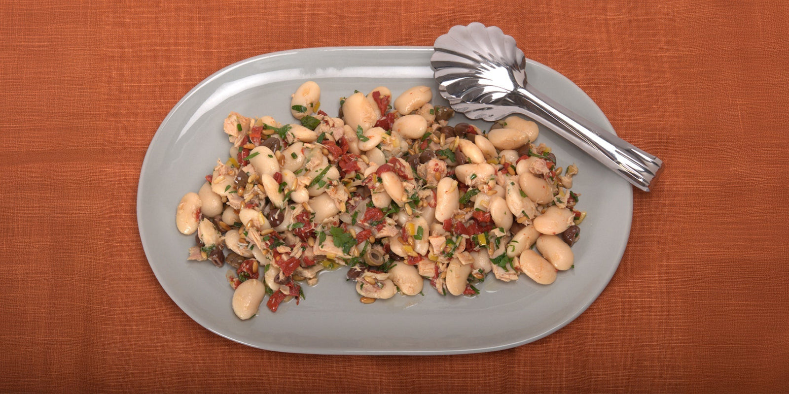 Farmhouse bean and white tuna salad