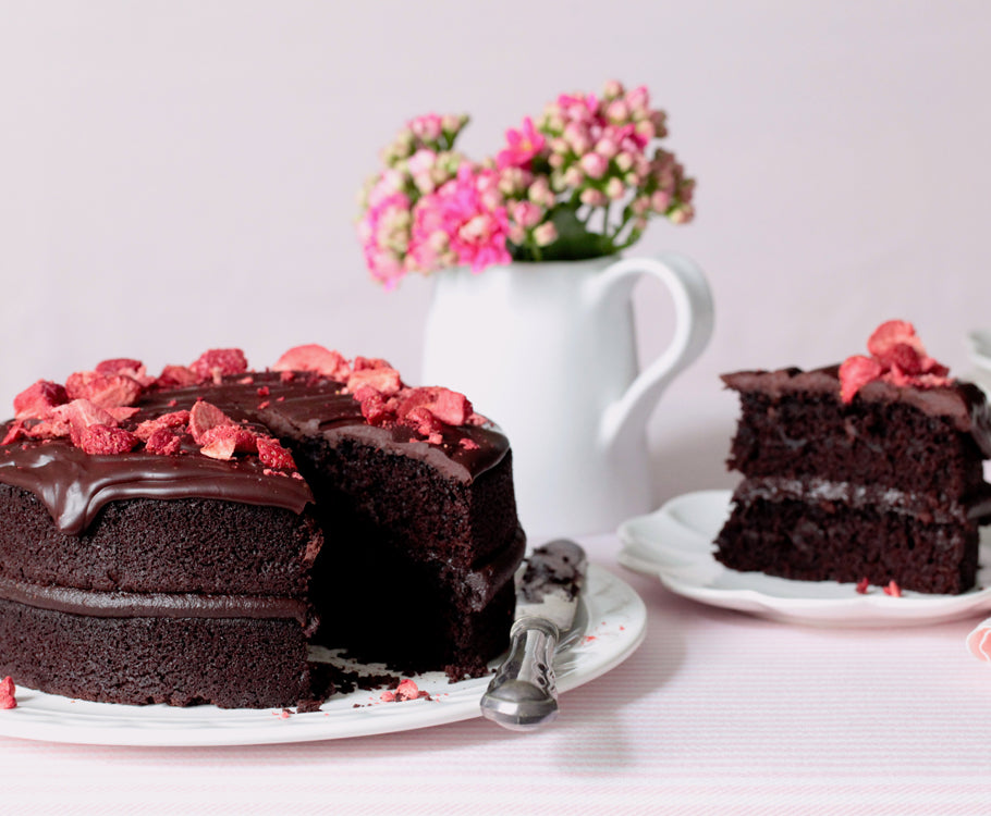 Dark Chocolate Cake with Water Ganache