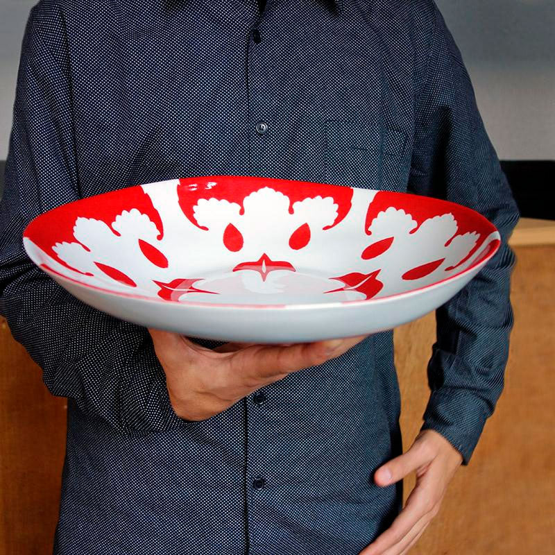 Tsé & Tsé Large Shallow Bowl ~ Iskandar Red | French Porcelain Salad Bowl | Sabato New Zealand